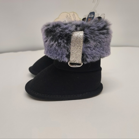 Black Suede Fur w/Silver Glitter Side - Picture 1 of 10